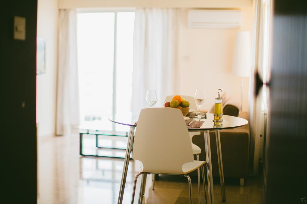 Vega Apartments リマソール エクステリア 写真