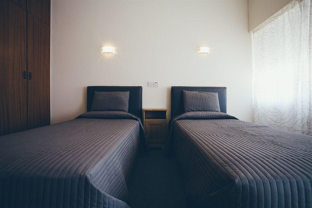 Vega Apartments リマソール エクステリア 写真
