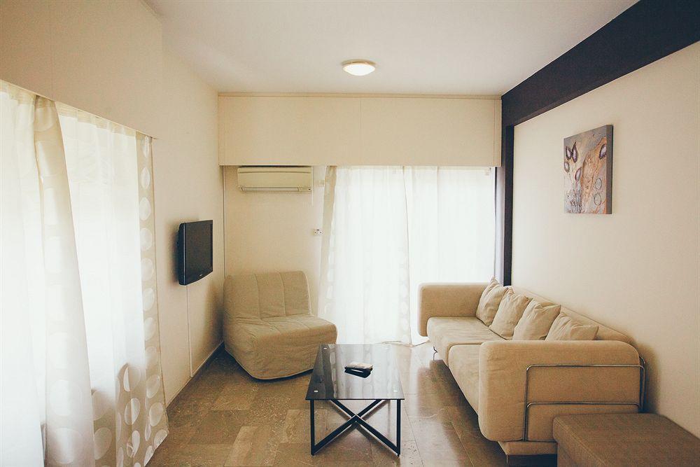 Vega Apartments リマソール エクステリア 写真