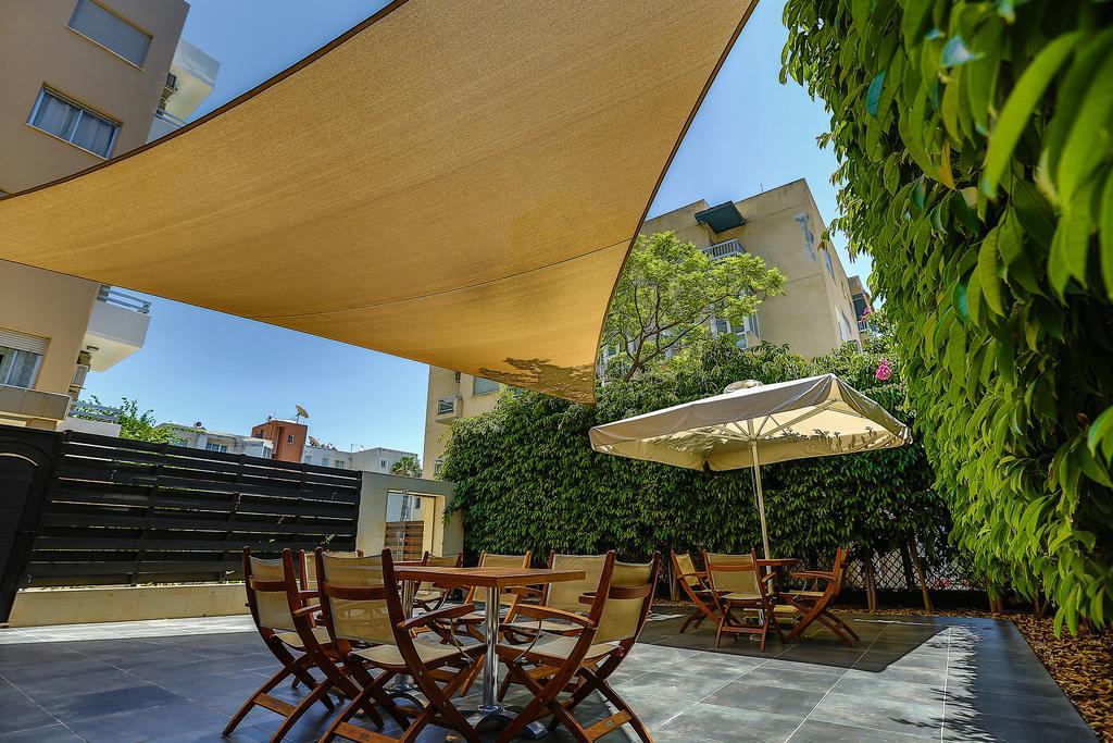 Vega Apartments リマソール エクステリア 写真