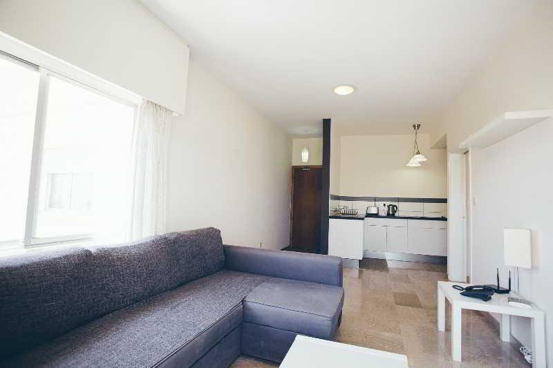 Vega Apartments リマソール エクステリア 写真