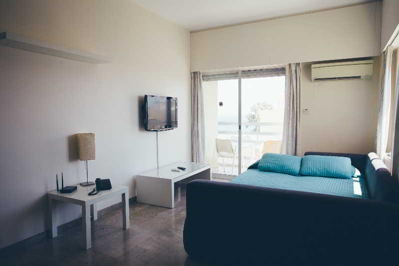Vega Apartments リマソール エクステリア 写真