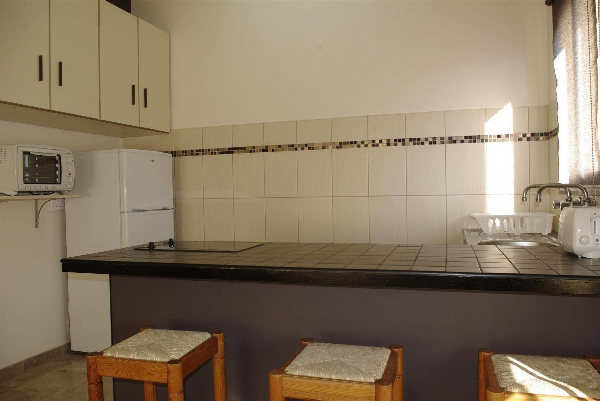 Vega Apartments リマソール エクステリア 写真