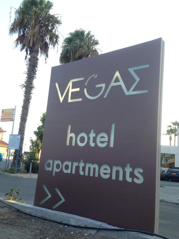 Vega Apartments リマソール エクステリア 写真