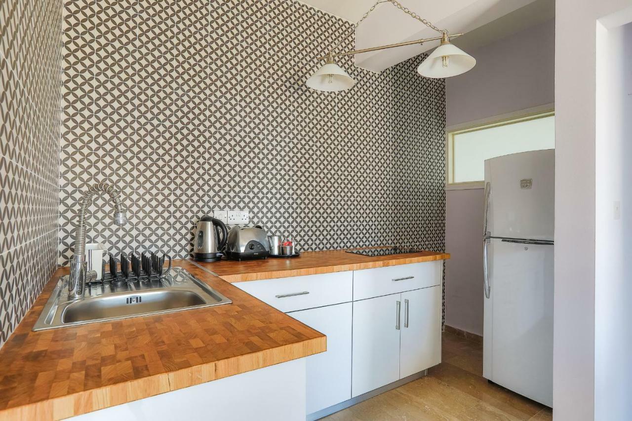 Vega Apartments リマソール エクステリア 写真