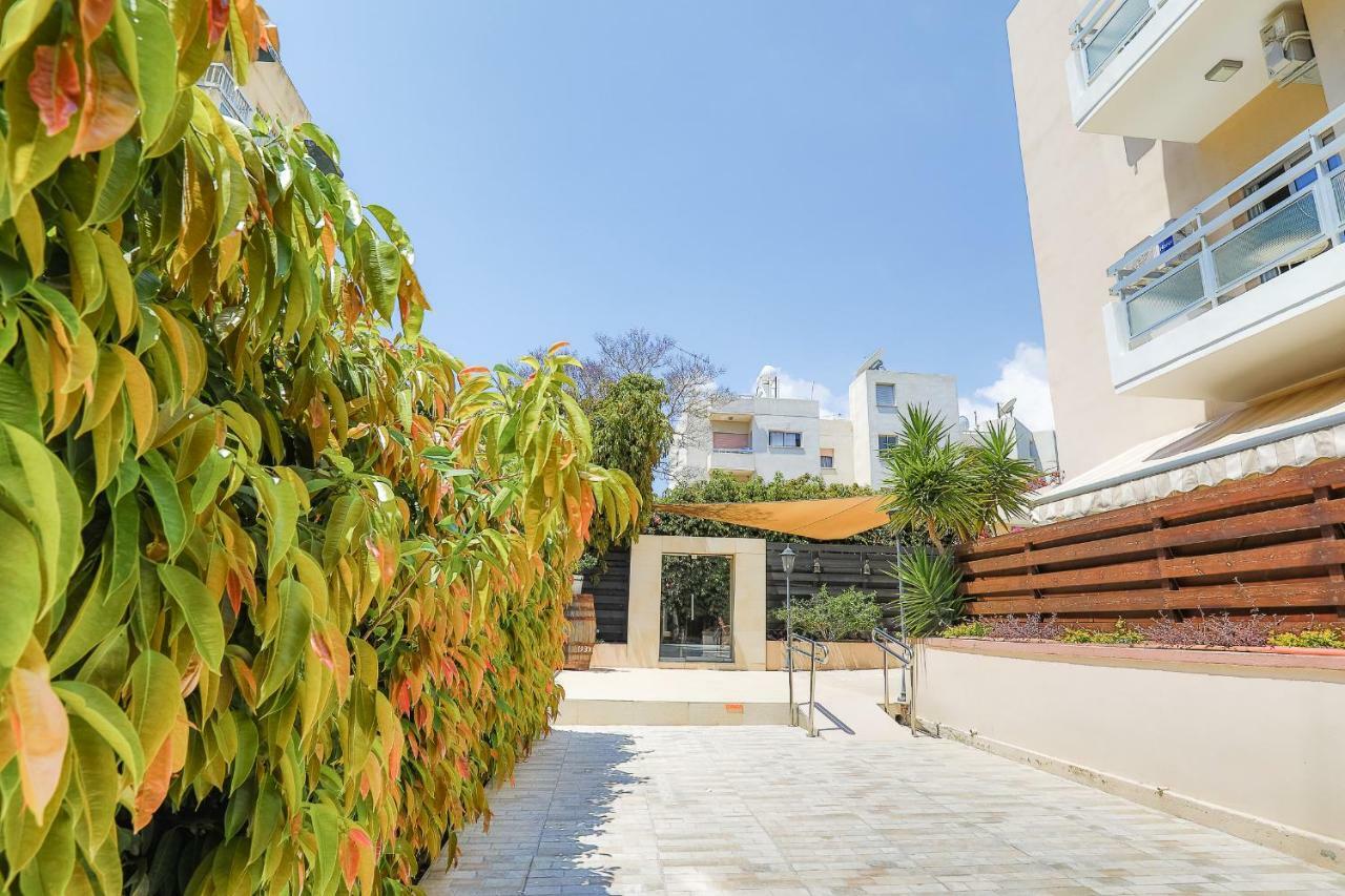 Vega Apartments リマソール エクステリア 写真