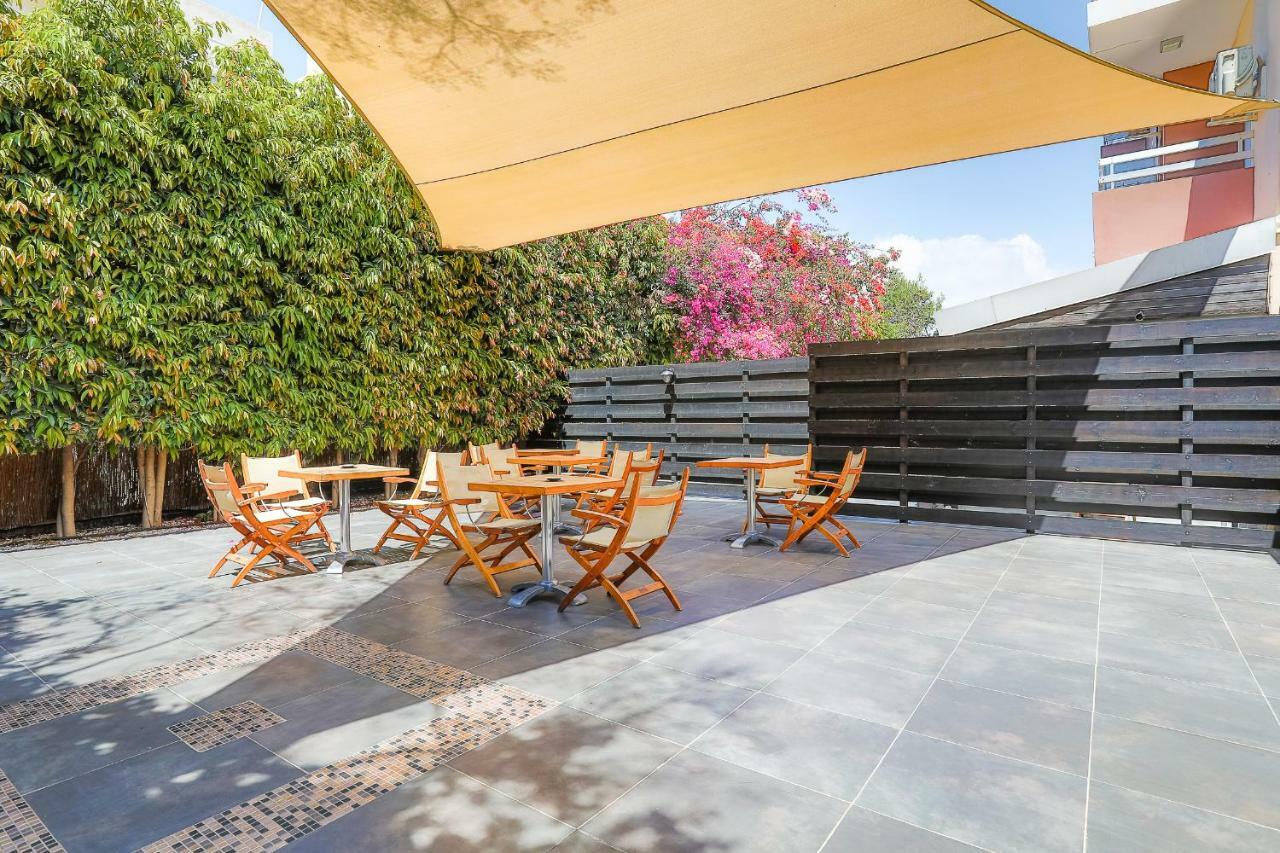 Vega Apartments リマソール エクステリア 写真